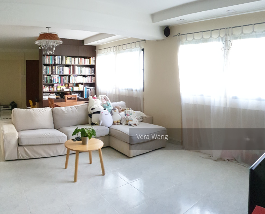 Blk 892 Tampines Avenue 8 (Tampines), HDB Executive #205877051